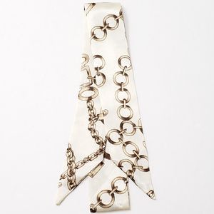 ⤵️⤵️1pc Cove Interlock Design Satin Scarves